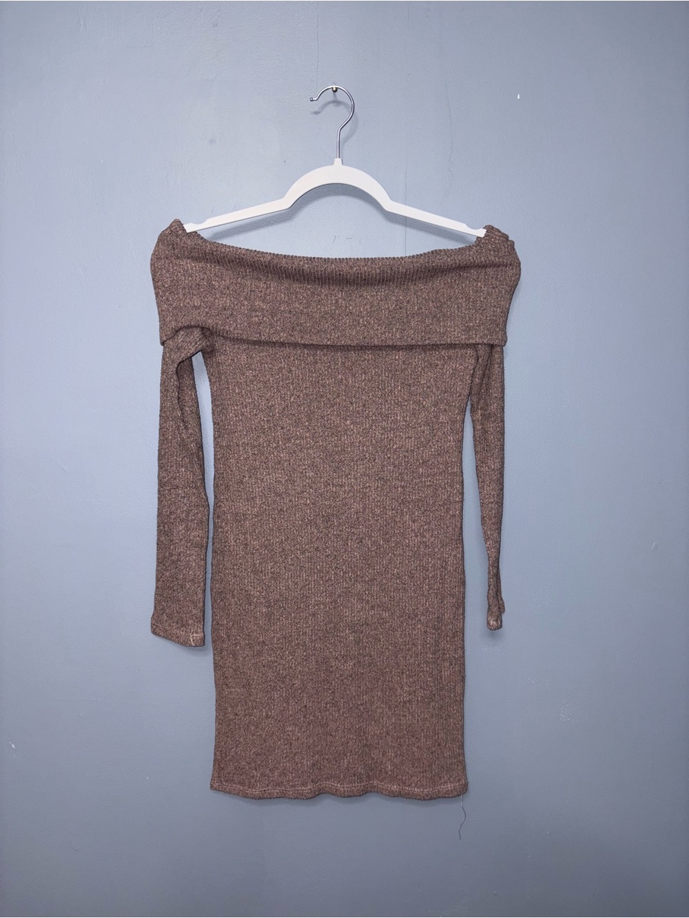 Heart & Hips | Brown Off Shoulder Knit Dress | Size Small